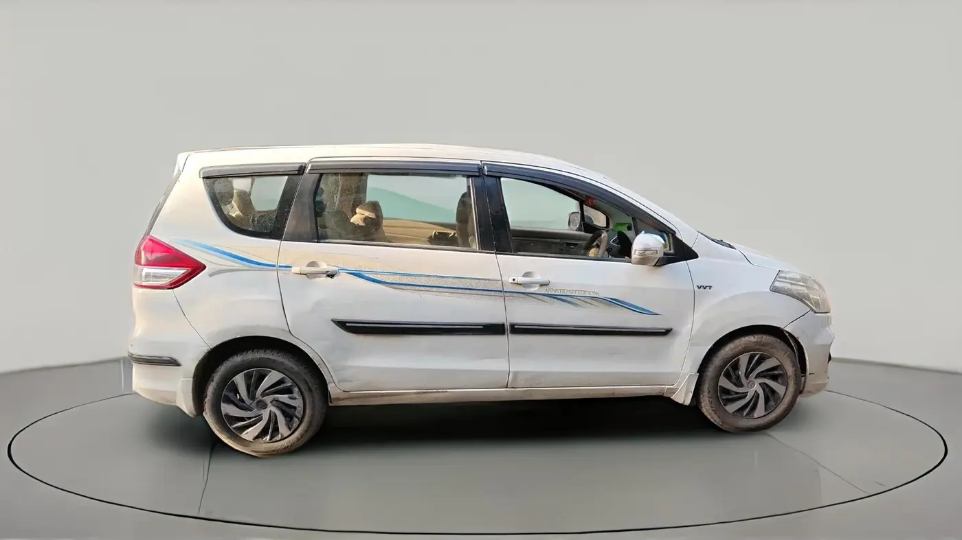 2016 Maruti Ertiga VXI, CNG, Manual, 56,604 km, exterior