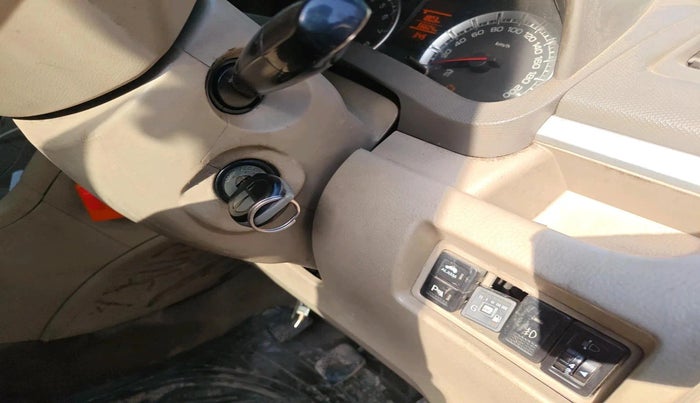 2016 Maruti Ertiga VXI, CNG, Manual, 56,604 km, interior
