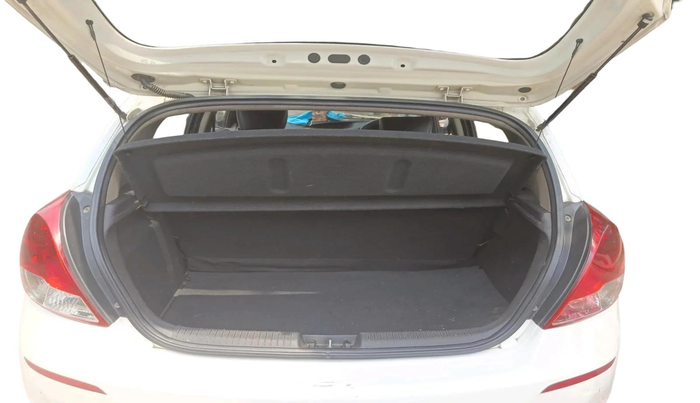 2013 Hyundai i20 MAGNA (O) 1.2, Petrol, Manual, 55,453 km, exterior