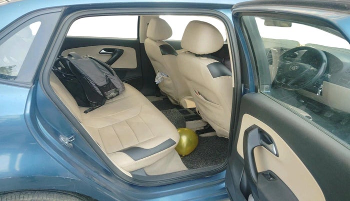 2017 Volkswagen Ameo COMFORTLINE 1.5L, Diesel, Manual, 1,56,923 km, interior