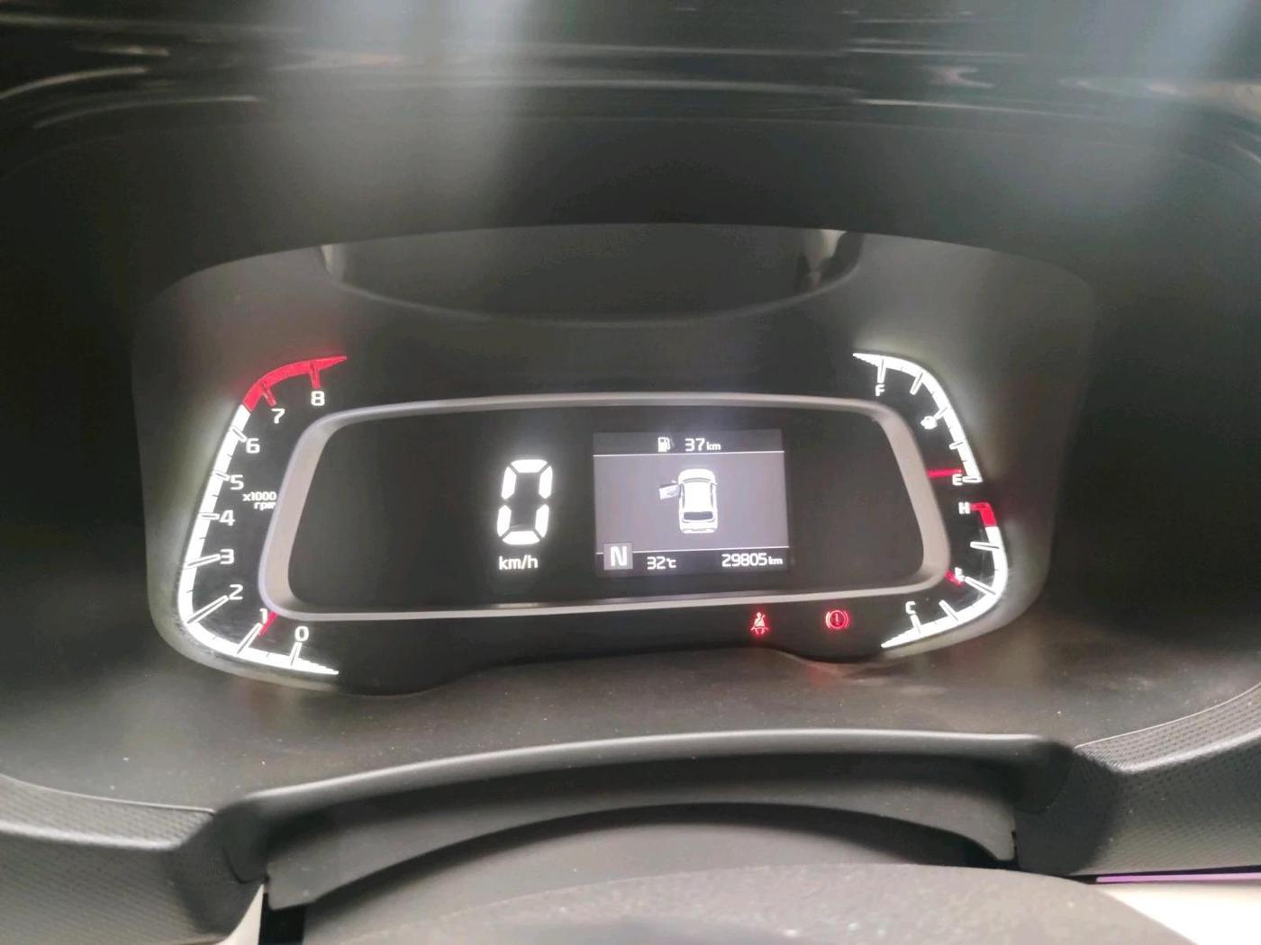 2021 KIA SONET HTX 1.0 IMT, Petrol, Manual, 29,805 km, interior