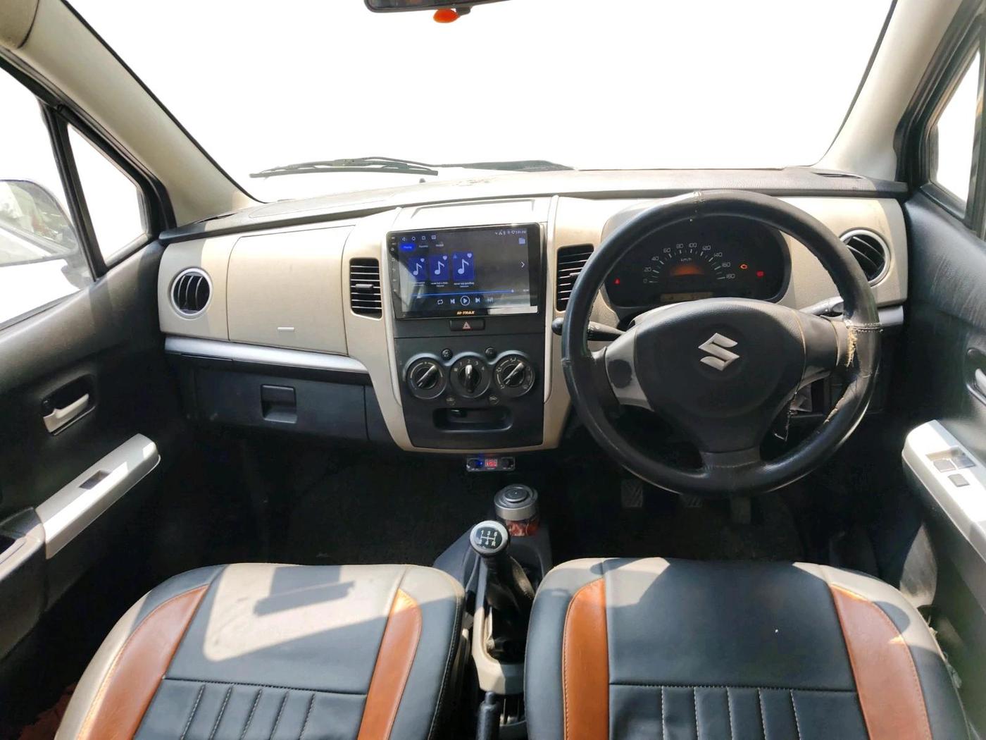 2013 Maruti Wagon R 1.0 LXI, CNG, Manual, 57,705 km, interior