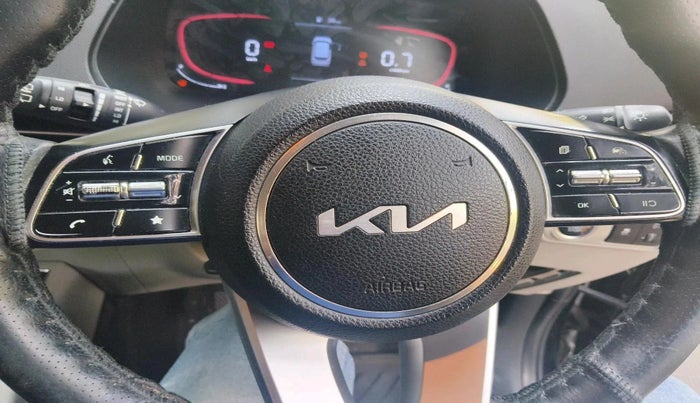 2022 KIA CARENS PRESTIGE PLUS 1.4 PETROL 7 STR, Petrol, Manual, 78,657 km, interior