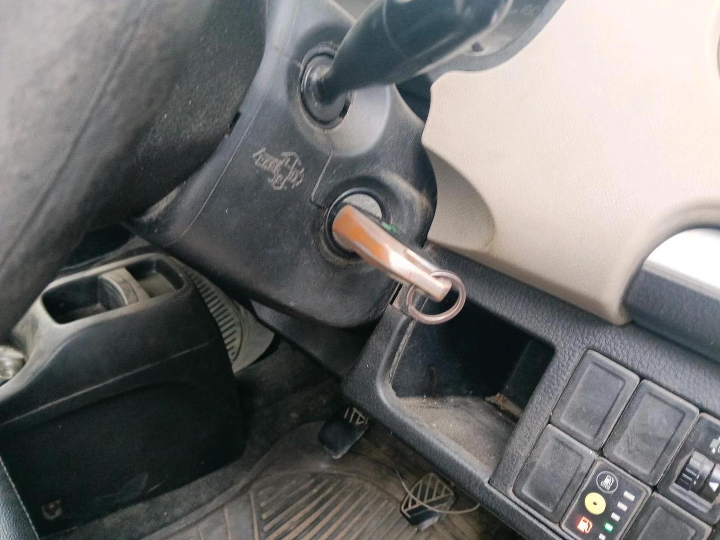 2013 Maruti Wagon R 1.0 LXI CNG, CNG, Manual, 2,15,082 km, interior