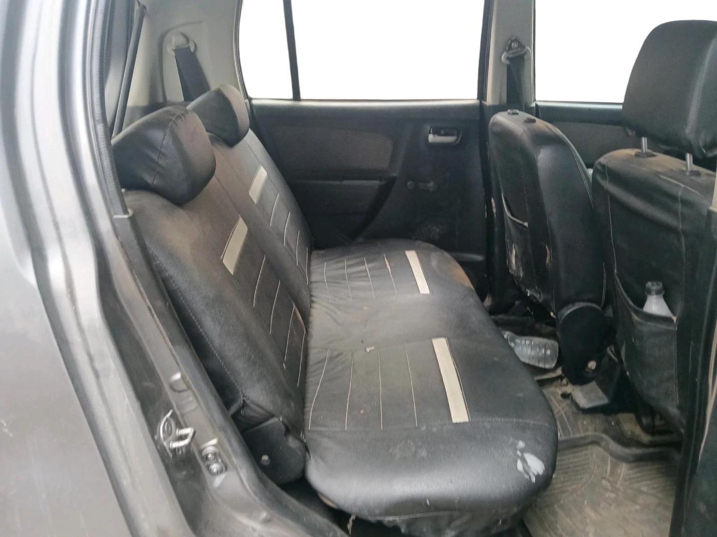 2013 Maruti Wagon R 1.0 LXI CNG, CNG, Manual, 2,15,082 km, interior