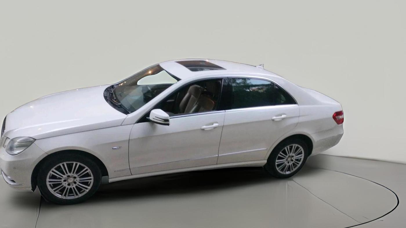 2011 Mercedes Benz E Class E 200 CGI, Petrol, Automatic, 69,394 km, exterior