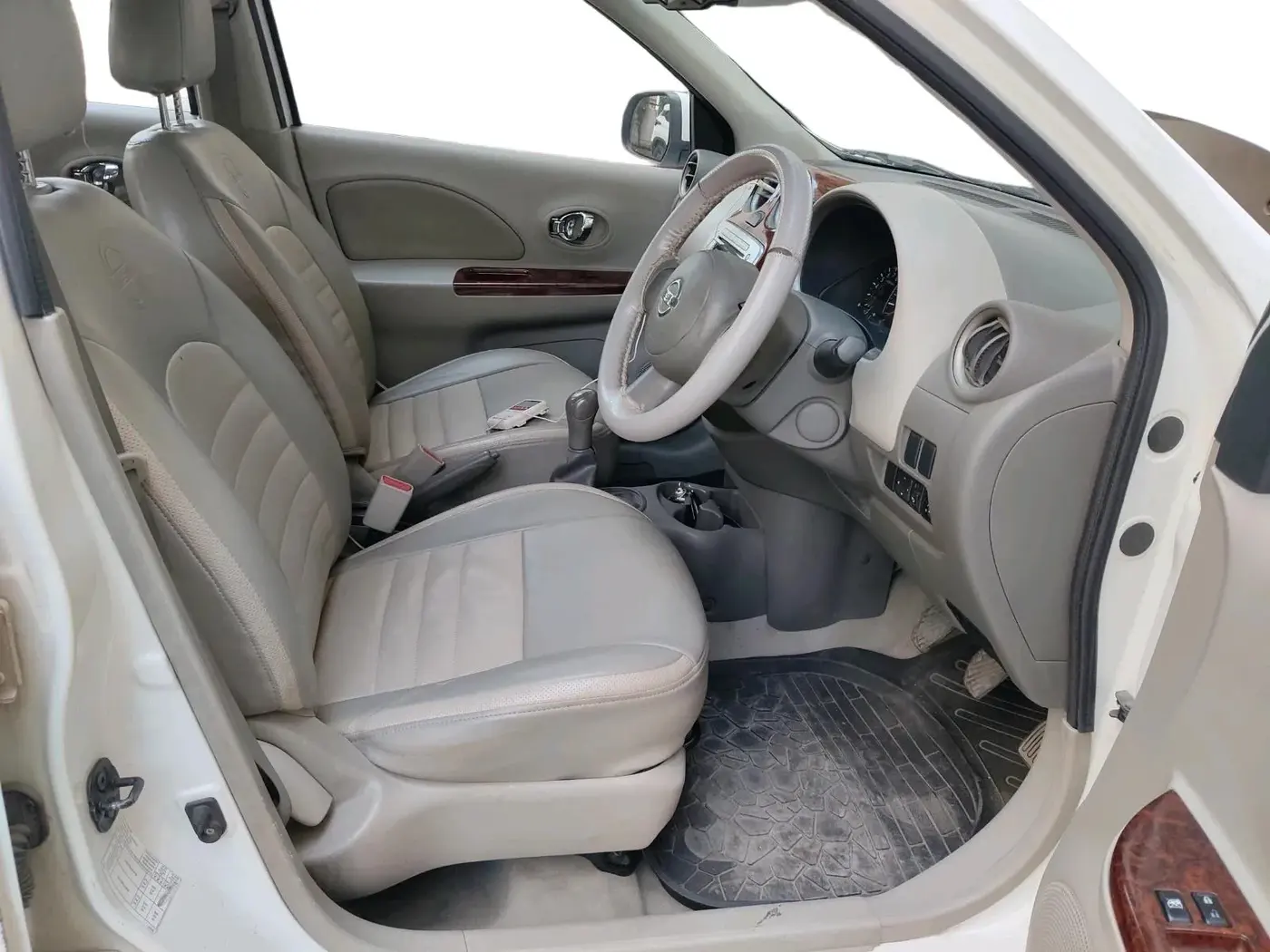 2011 Nissan Micra XV PETROL, Petrol, Manual, 66,627 km, interior