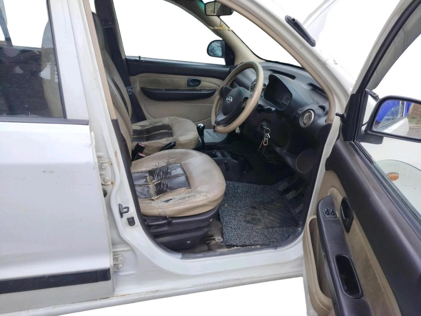 2014 Hyundai Santro Xing GLS, CNG, Manual, 1,20,248 km, interior