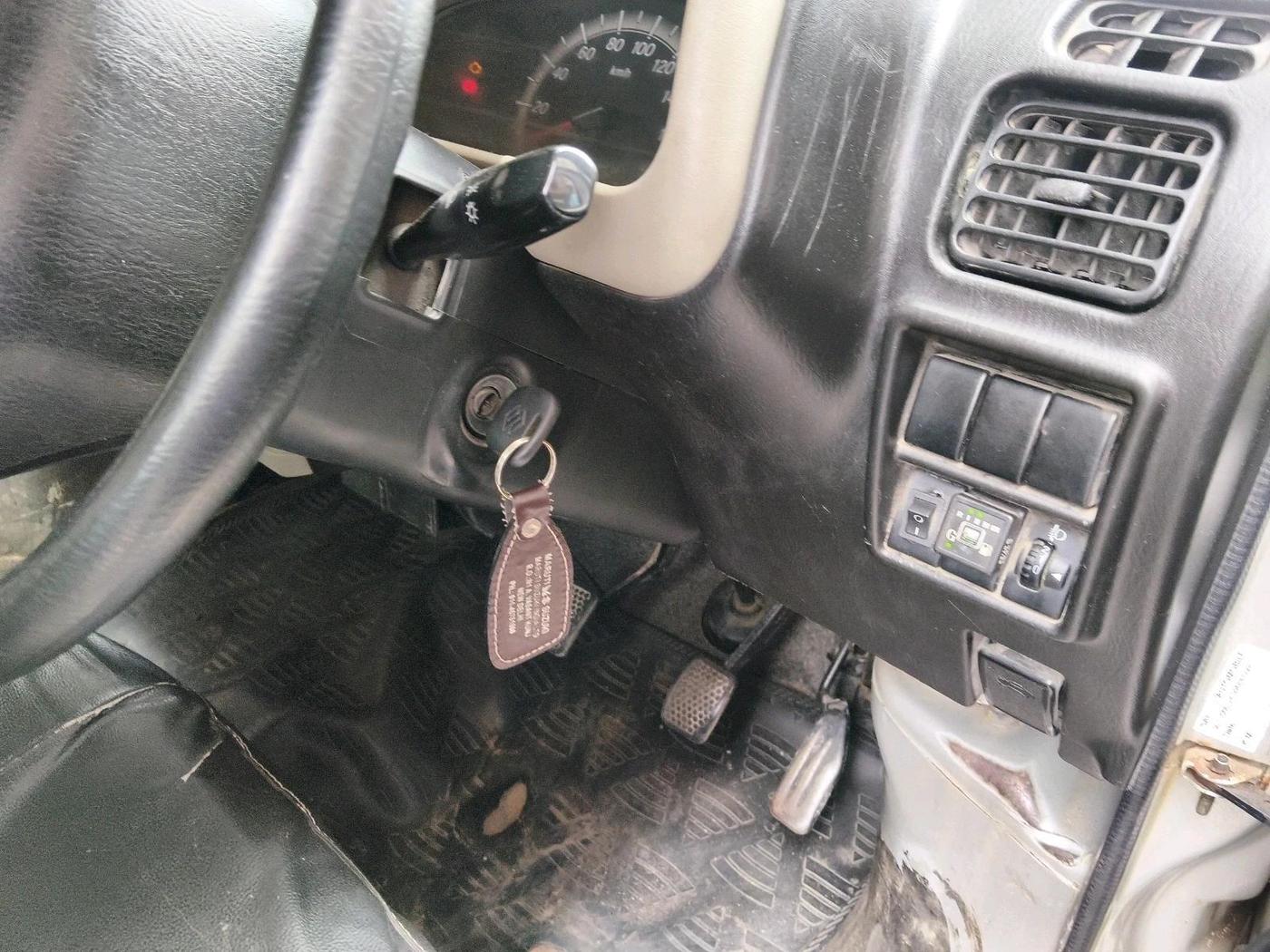 2018 Maruti Eeco 5 STR WITH A/C+HTR, CNG, Manual, 1,41,811 km, interior