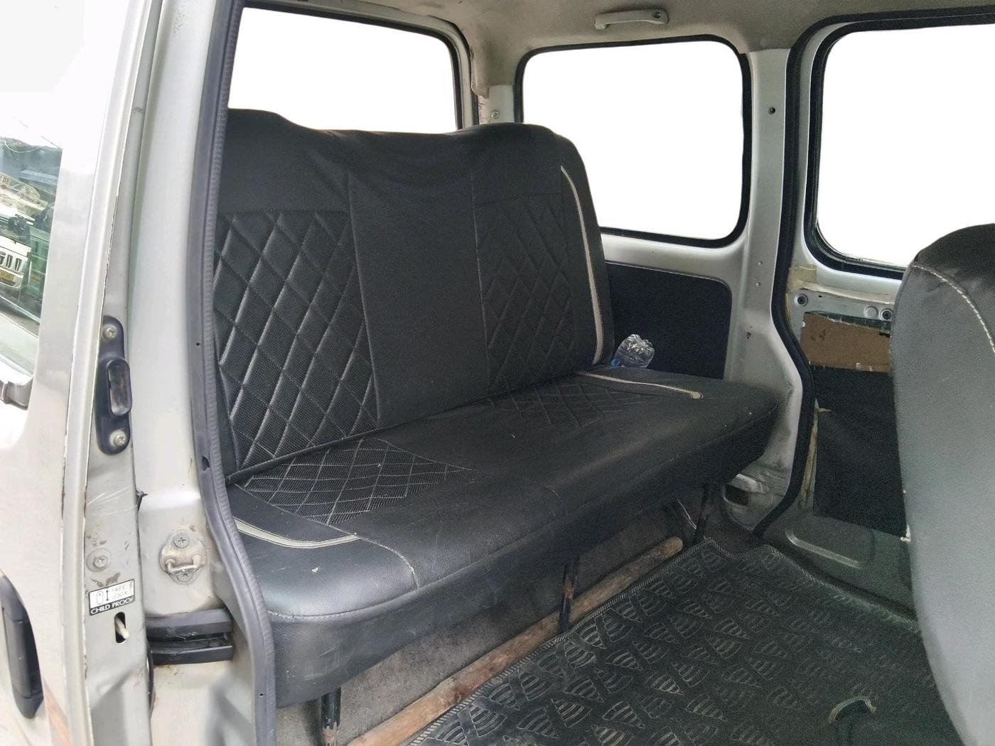 2018 Maruti Eeco 5 STR WITH A/C+HTR, CNG, Manual, 1,41,811 km, interior