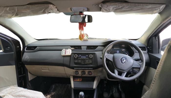 2024 Renault TRIBER RXL MT, CNG, Manual, 35,780 km, interior