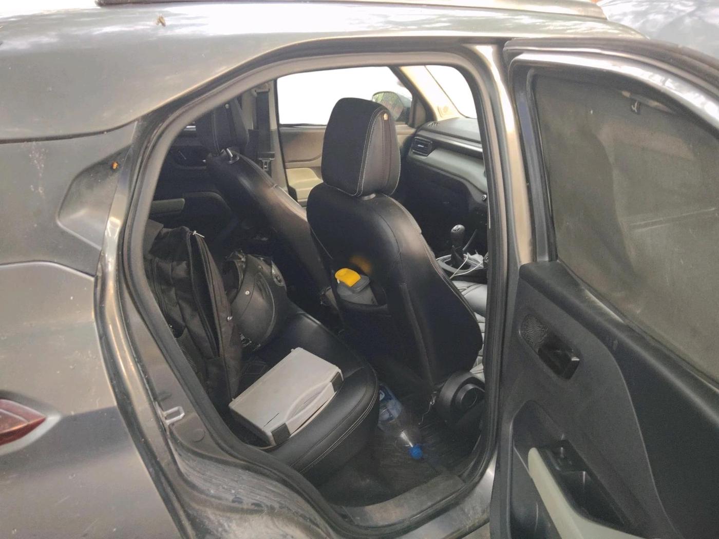 2022 Tata PUNCH ADVENTURE MT, Petrol, Manual, 65,171 km, interior