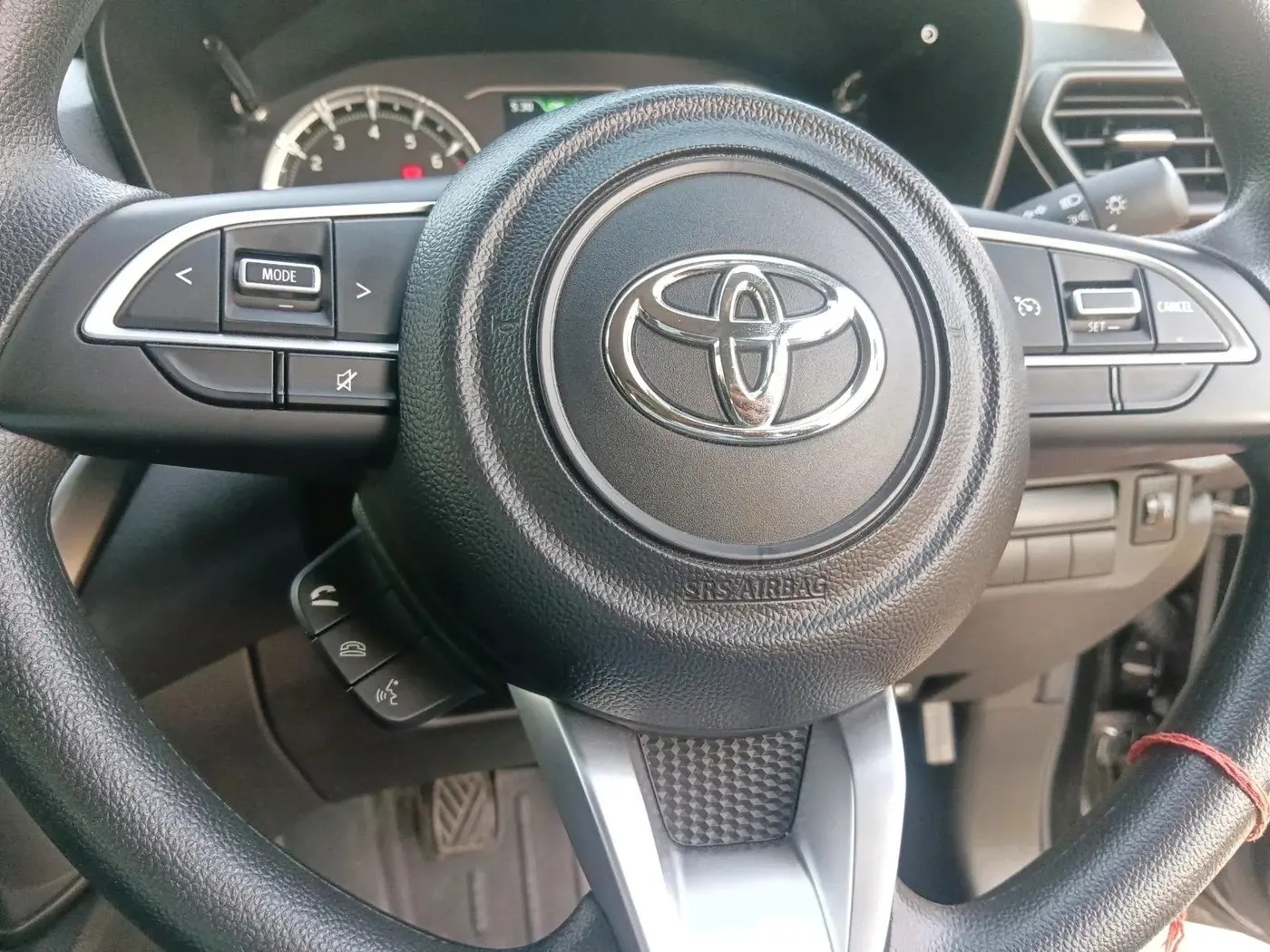 2025 Toyota URBAN CRUISER HYRYDER S NEO DRIVE  E-CNG, CNG, Manual, 7,702 km, interior