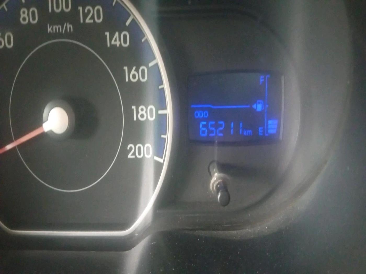2015 Hyundai i10 MAGNA 1.1, Petrol, Manual, 65,211 km, interior