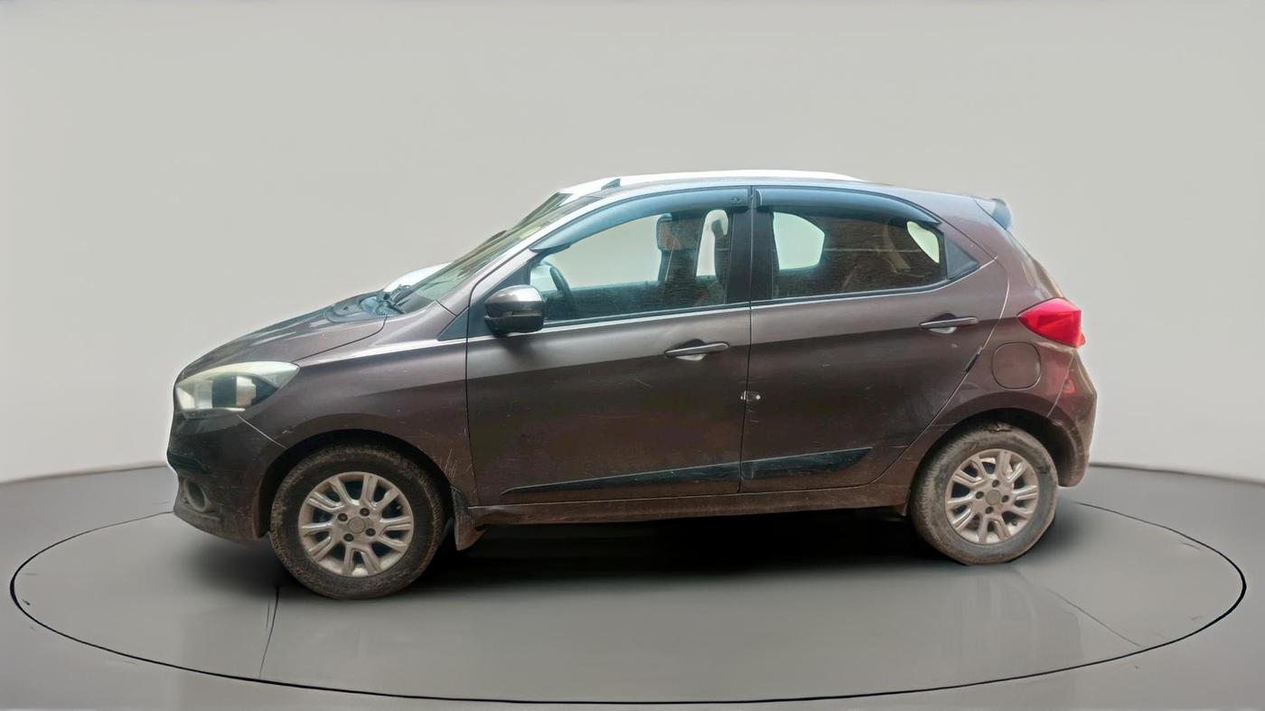 2016 Tata Tiago XZ PETROL, Petrol, Manual, 1,04,512 km, exterior