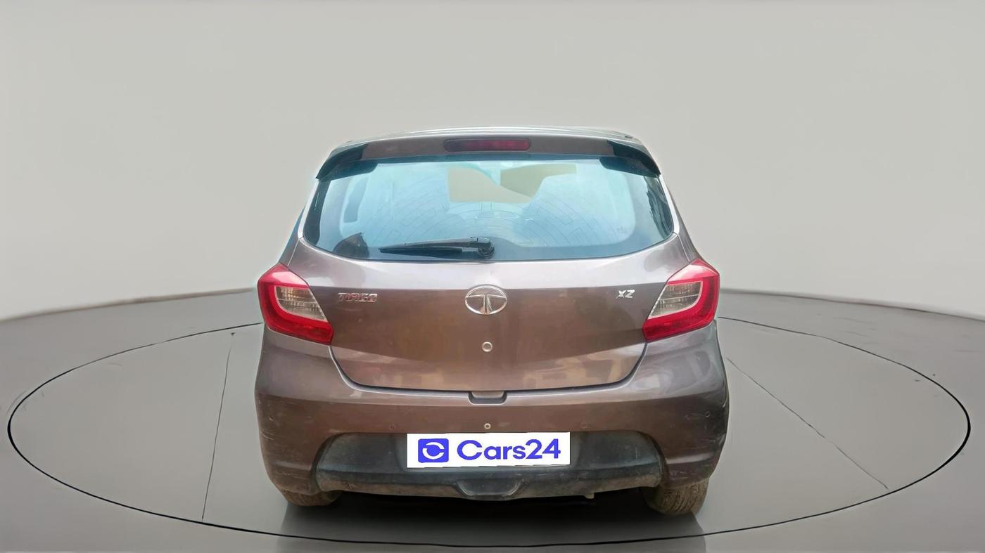 2016 Tata Tiago XZ PETROL, Petrol, Manual, 1,04,512 km, exterior