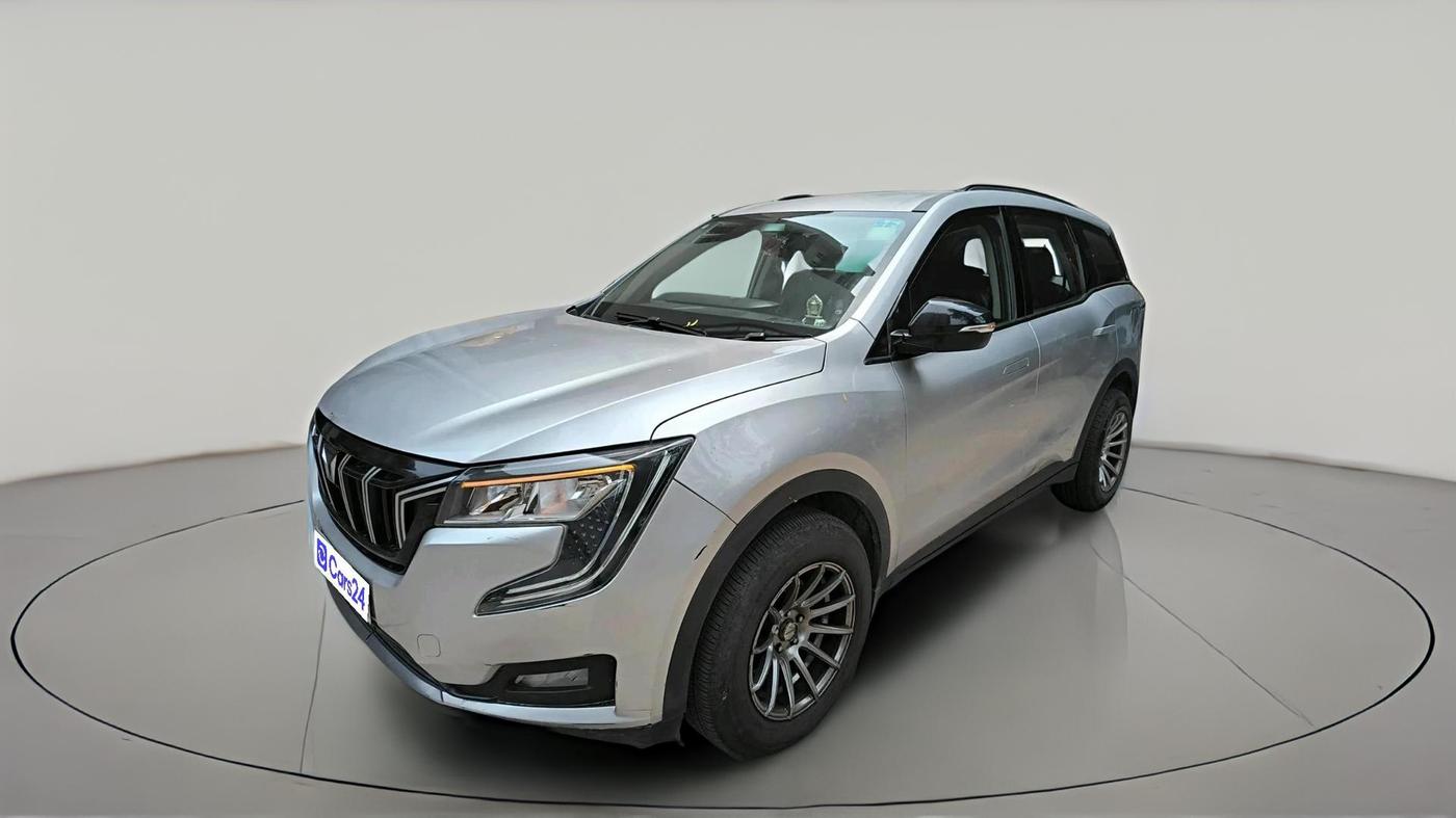 2022 Mahindra XUV700 AX 3 P AT 5 STR, Petrol, Automatic, 78,069 km, exterior