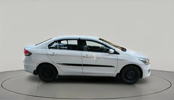 2015 Maruti Ciaz VXI+, CNG, Manual, 1,73,381 km, exterior