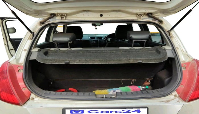 2012 Maruti Swift VXI, Petrol, Manual, 65,398 km, exterior