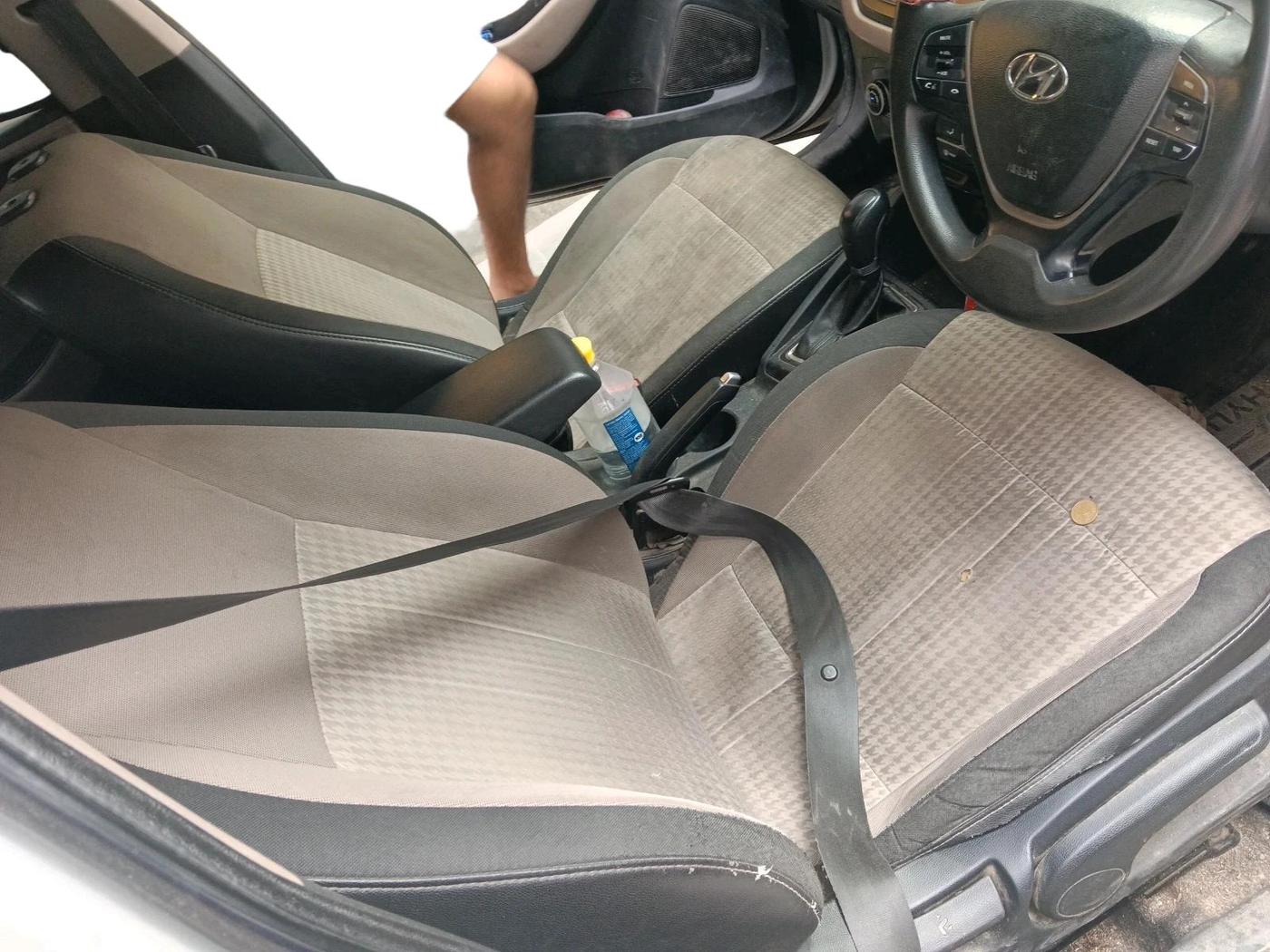 2018 Hyundai Elite i20 ASTA 1.2  CVT, Petrol, Automatic, 1,00,586 km, interior