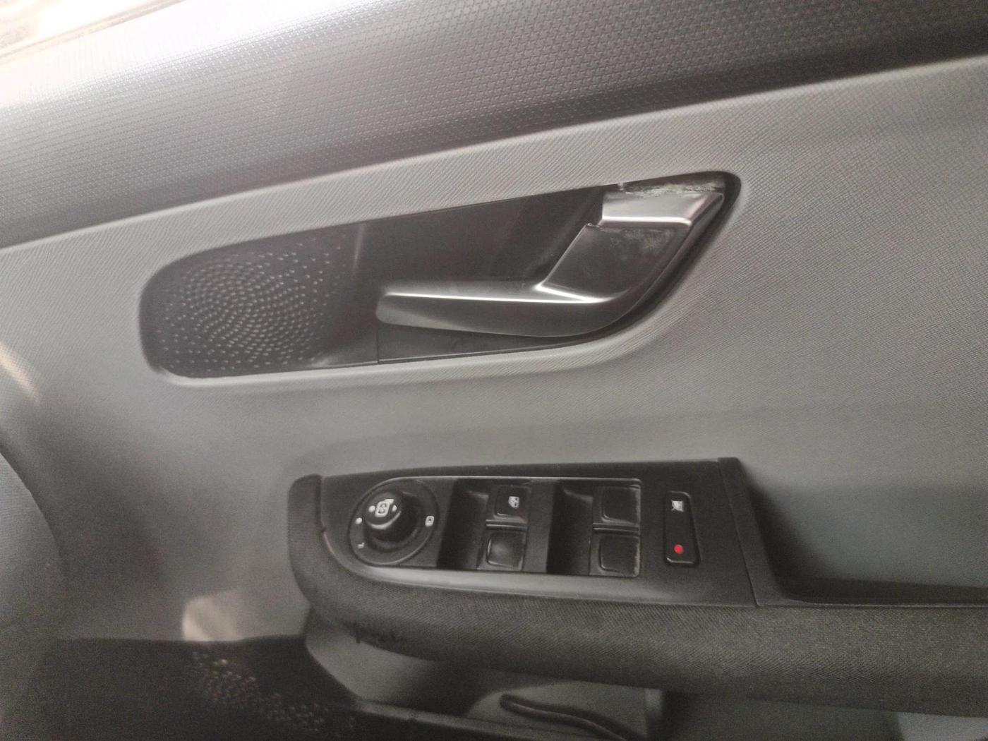 2021 Tata ALTROZ XZ PETROL, CNG, Manual, 62,309 km, interior