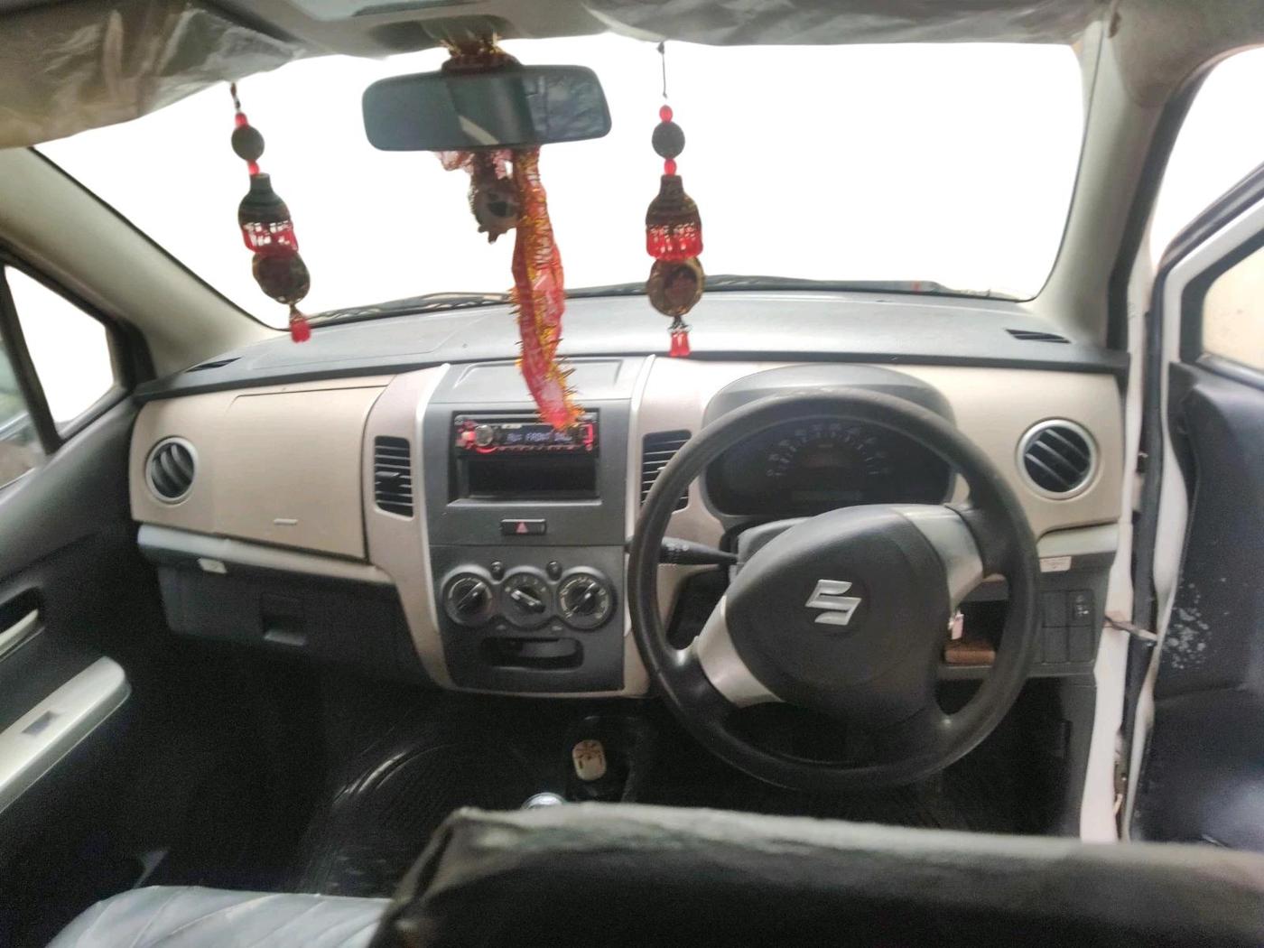 2013 Maruti Wagon R 1.0 LXI, Petrol, Manual, 44,801 km, interior