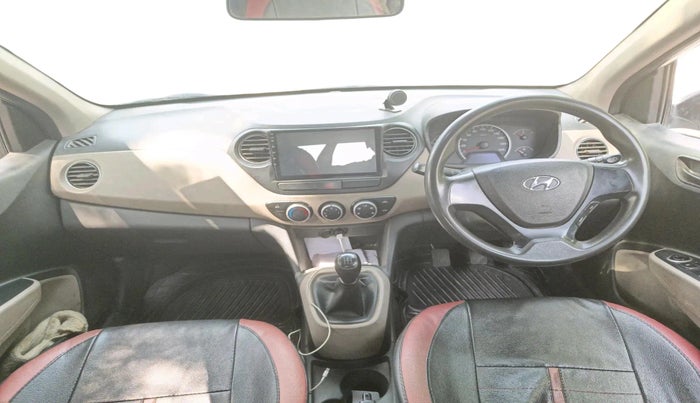 2017 Hyundai Grand i10 MAGNA 1.2 KAPPA VTVT, CNG, Manual, 74,811 km, interior