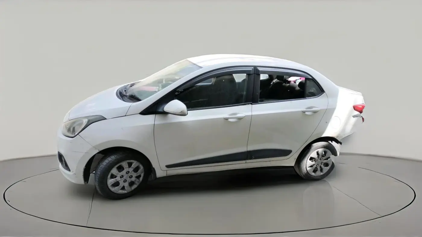 2017 Hyundai Xcent CRDI + ABS, Diesel, Manual, 1,22,864 km, exterior