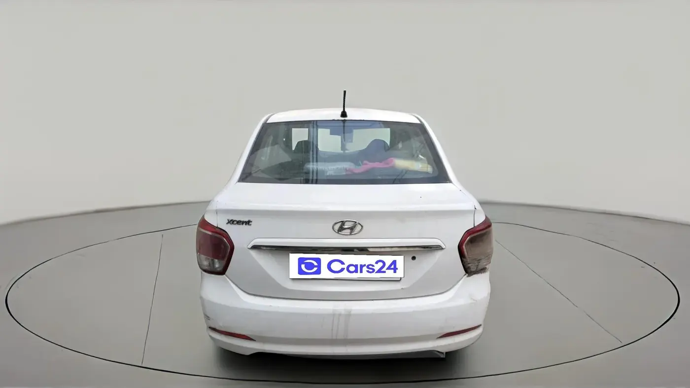 2017 Hyundai Xcent CRDI + ABS, Diesel, Manual, 1,22,864 km, exterior