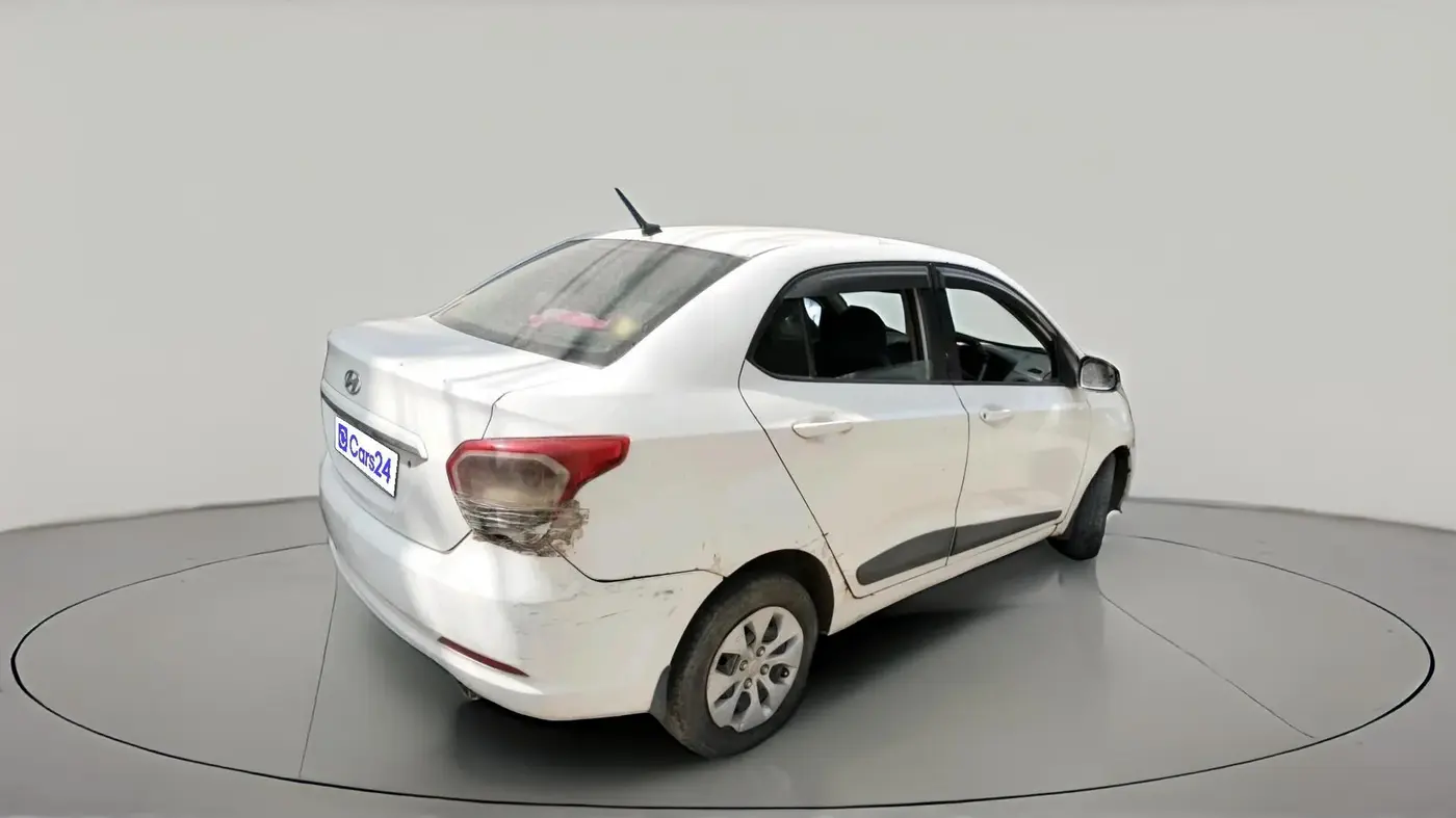 2017 Hyundai Xcent CRDI + ABS, Diesel, Manual, 1,22,864 km, exterior