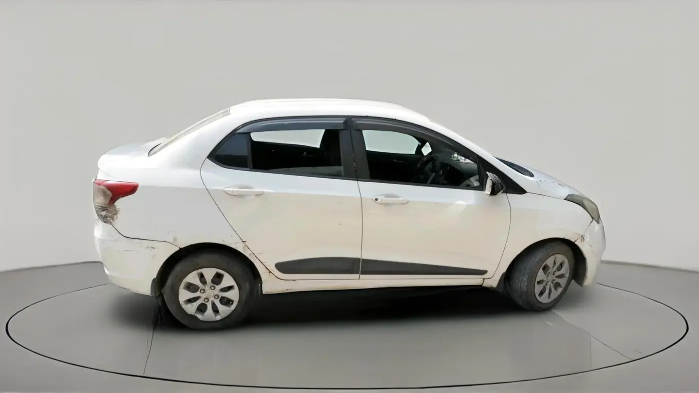 2017 Hyundai Xcent CRDI + ABS, Diesel, Manual, 1,22,864 km, exterior