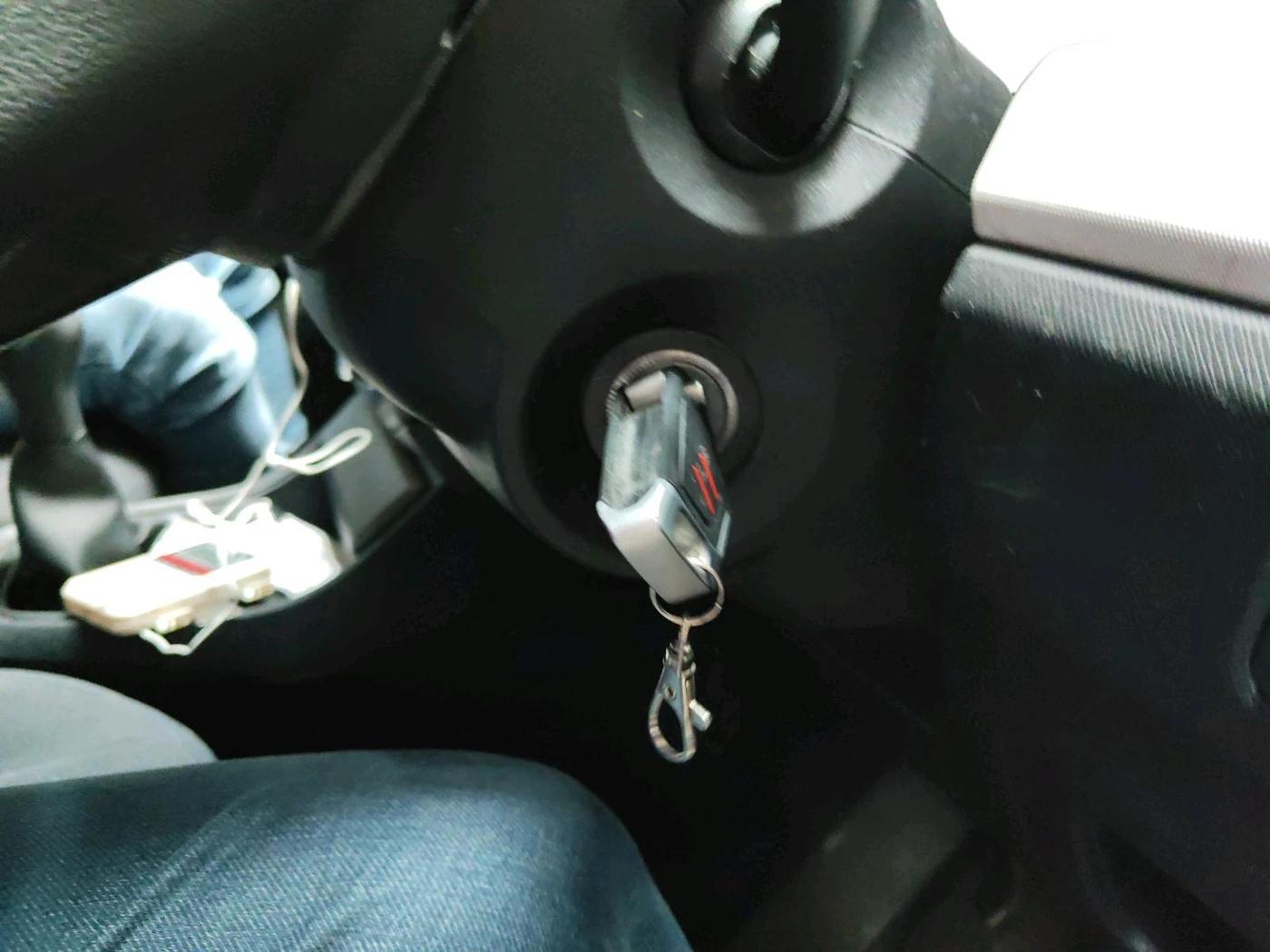 2024 Tata PUNCH PURE MT, Petrol, Manual, 21,406 km, interior