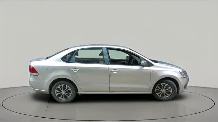 2011 Volkswagen Vento TRENDLINE 1.6, CNG, Manual, 1,19,665 km, exterior