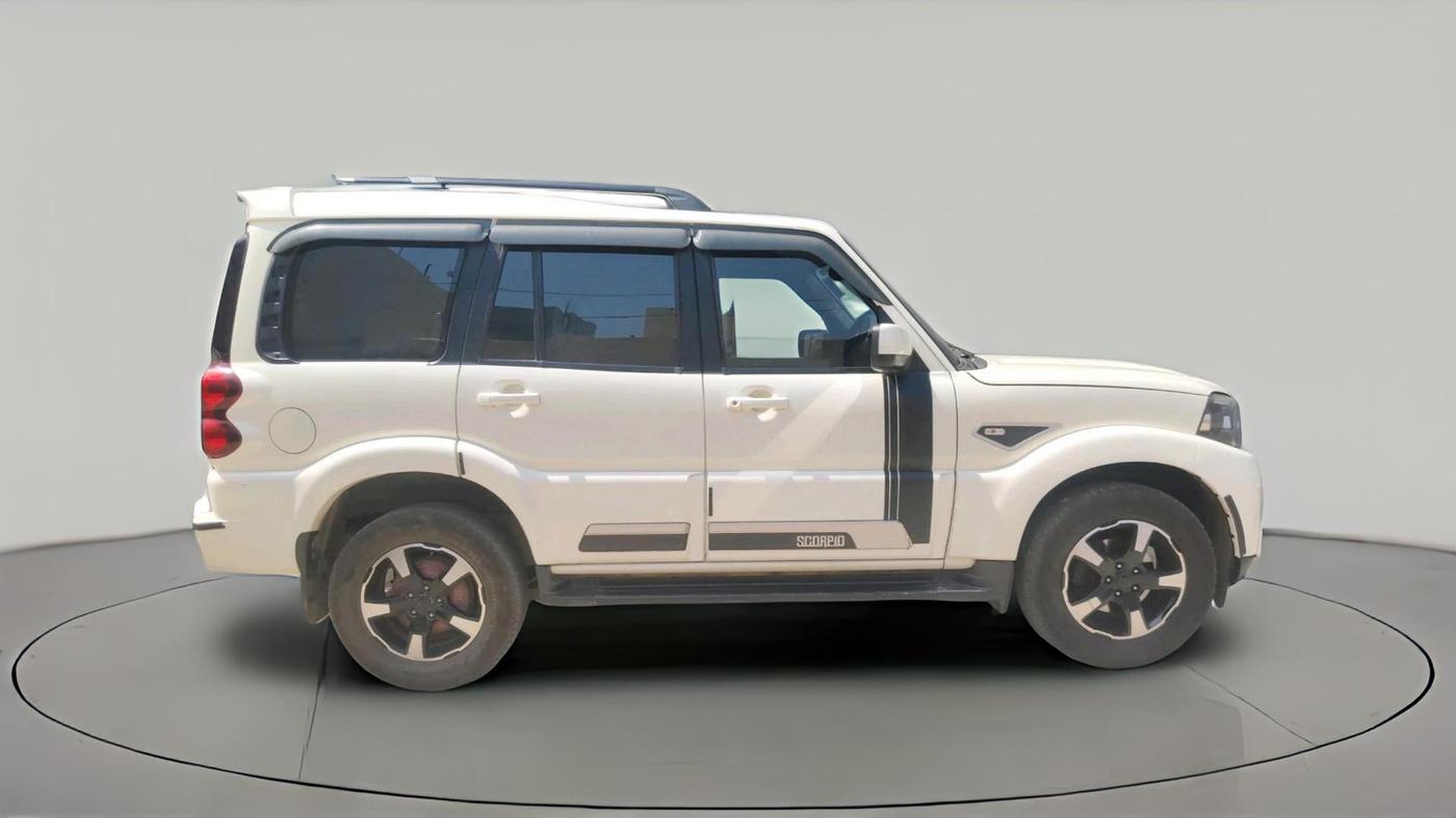 2022 Mahindra SCORPIO CLASSIC S11 7STR, Diesel, Manual, 67,131 km, exterior