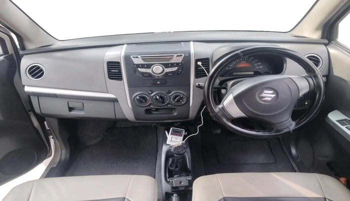 2011 Maruti Wagon R 1.0 LXI CNG, CNG, Manual, 1,09,687 km, interior