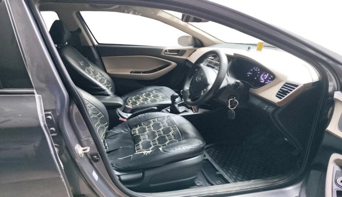 2017 Hyundai Elite i20 MAGNA EXECUTIVE 1.2, Petrol, Manual, 1,00,667 km, interior