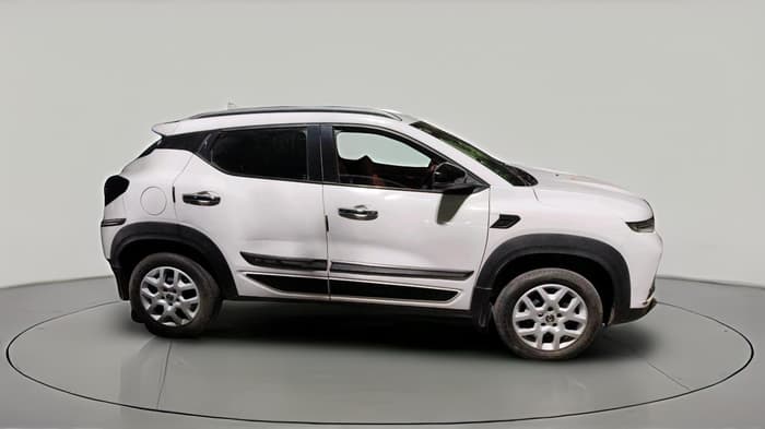 2022 Renault Kiger RXE MT, Petrol, Manual, 23,767 km, exterior