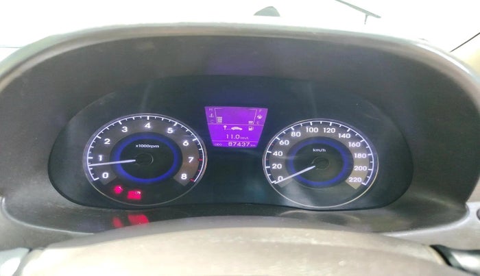 2011 Hyundai Verna FLUIDIC 1.6 VTVT SX, Petrol, Manual, 87,437 km, interior