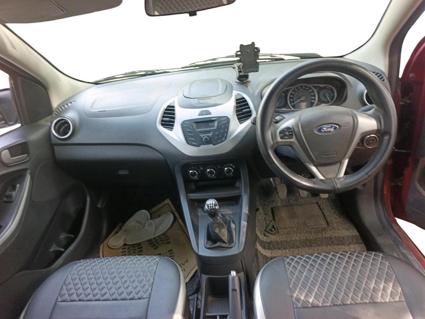 2016 Ford New Figo TREND 1.2 PETROL, Petrol, Manual, 75,870 km, interior