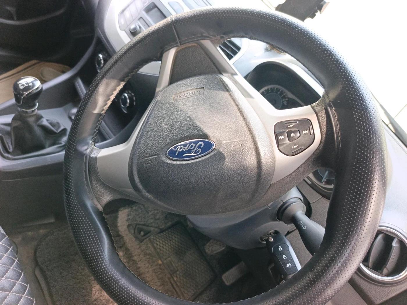 2016 Ford New Figo TREND 1.2 PETROL, Petrol, Manual, 75,870 km, interior