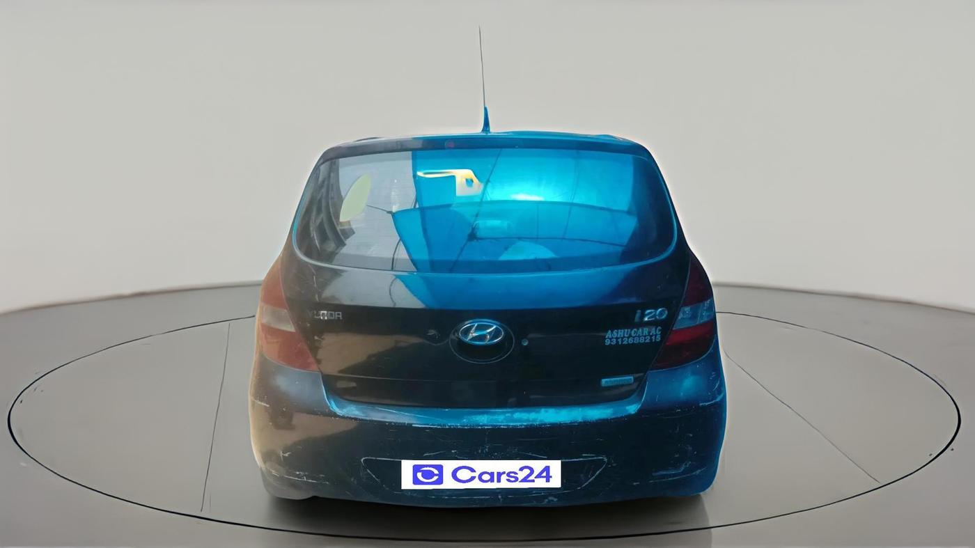 2011 Hyundai i20 MAGNA 1.2, CNG, Manual, 2,65,138 km, exterior