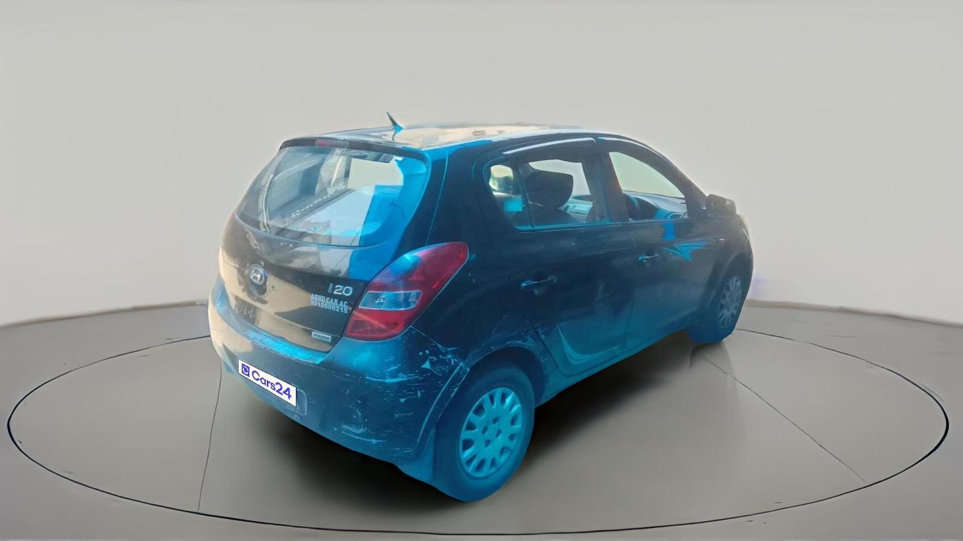 2011 Hyundai i20 MAGNA 1.2, CNG, Manual, 2,65,138 km, exterior