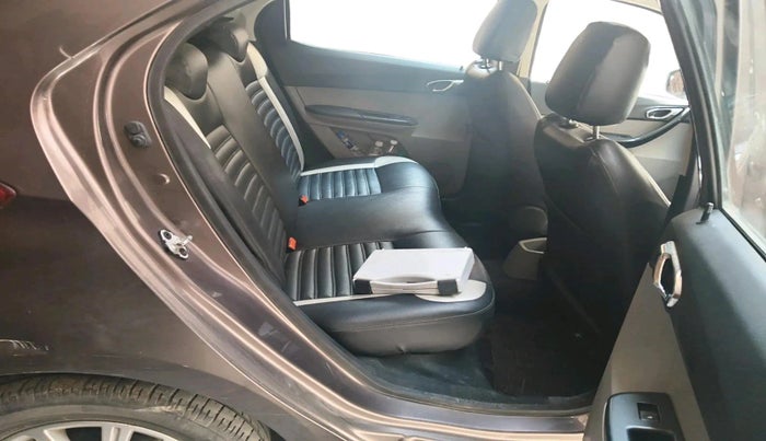 2016 Tata Tiago XZ PETROL, Petrol, Manual, 29,415 km, interior