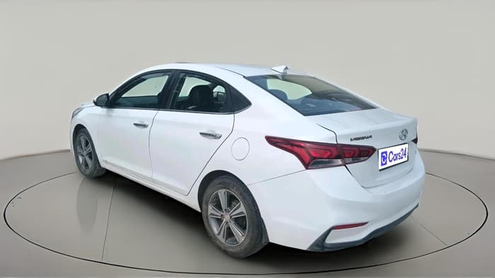 2017 Hyundai Verna 1.6 VTVT SX (O) AT, Petrol, Automatic, 68,263 km, exterior
