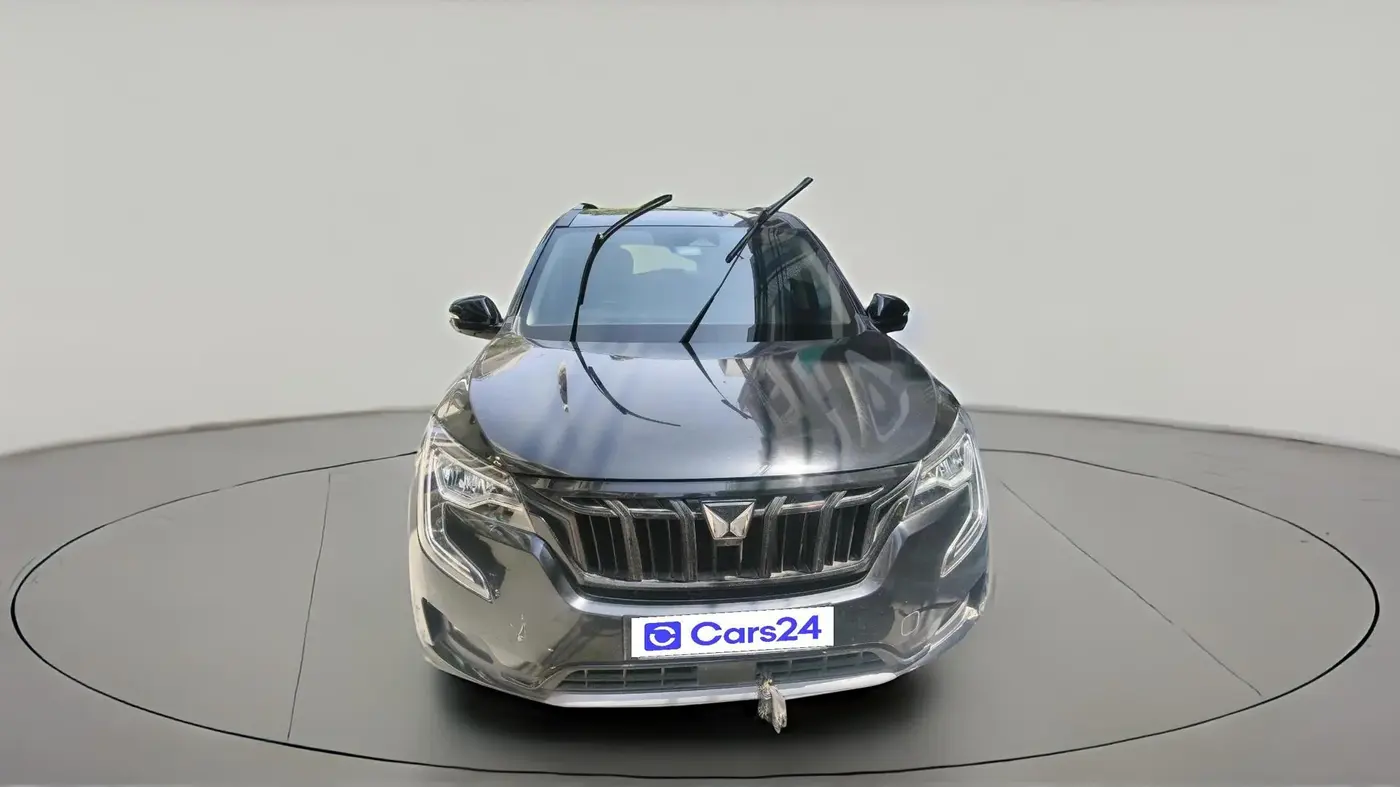 2024 Mahindra XUV700 AX 7 LUXURY P AT 7 STR, Petrol, Automatic, 37,902 km, exterior