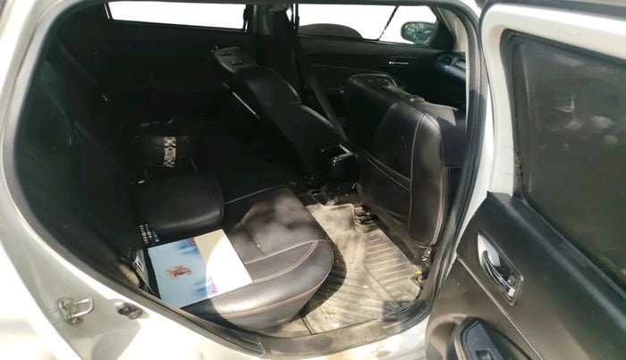 2019 Maruti Swift ZXI AMT, CNG, Automatic, 70,722 km, interior