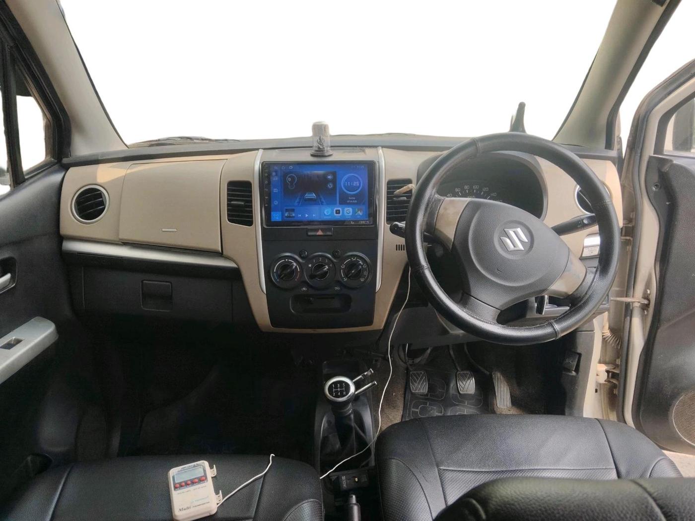 2018 Maruti Wagon R 1.0 LXI CNG, CNG, Manual, 89,972 km, interior