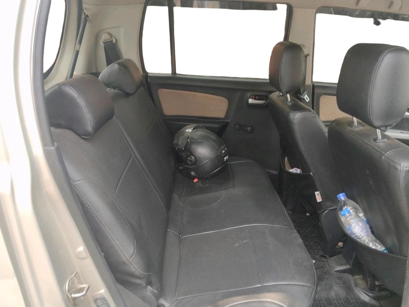 2018 Maruti Wagon R 1.0 LXI CNG, CNG, Manual, 89,972 km, interior