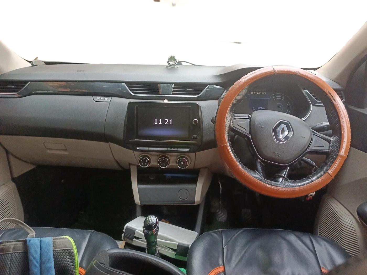 2020 Renault TRIBER RXT, CNG, Manual, 45,920 km, interior