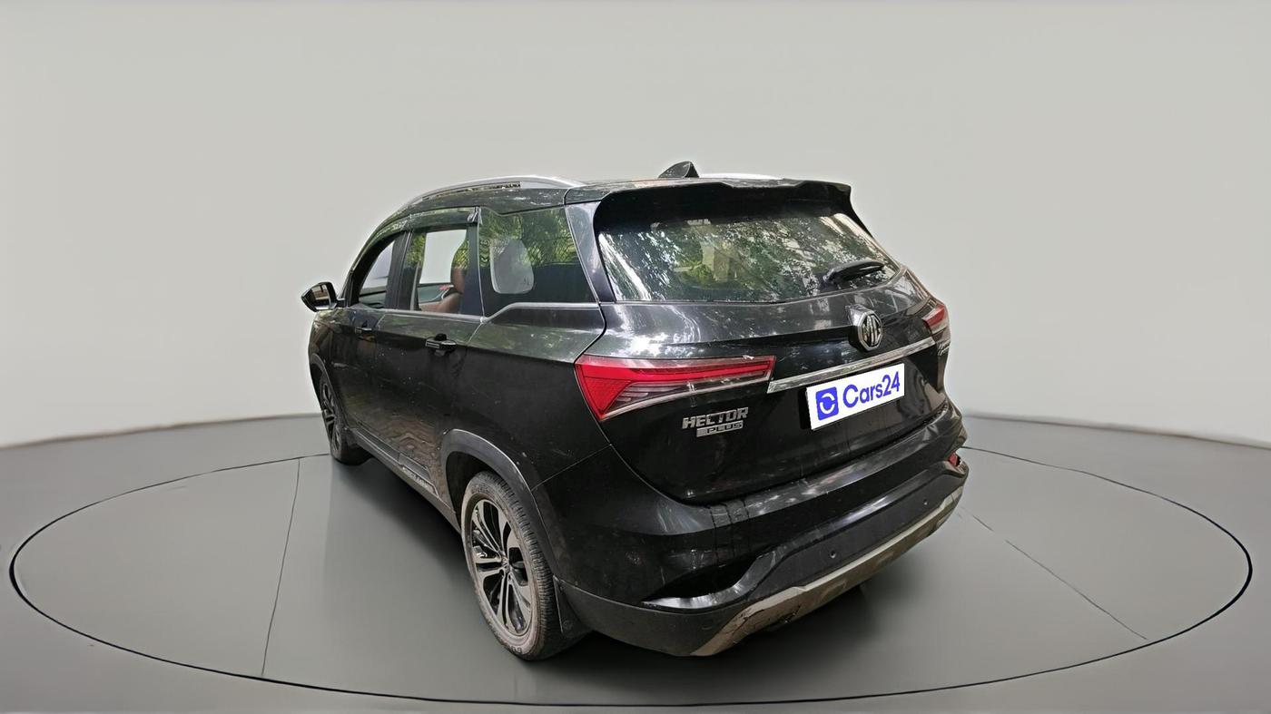 2021 MG HECTOR PLUS SHARP 2.0 DIESEL TURBO MT 6-STR, Diesel, Manual, 1,27,009 km, exterior